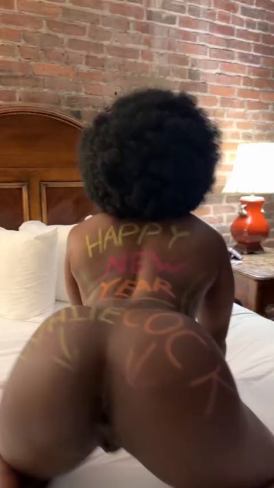 ebonybutts