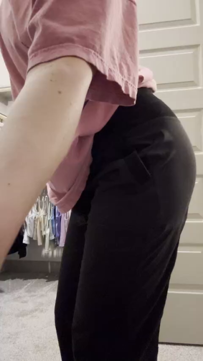 ari_bby