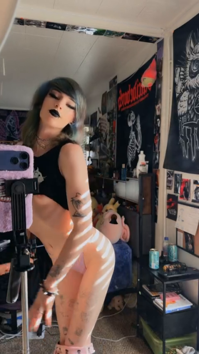 therealfeetiecutie