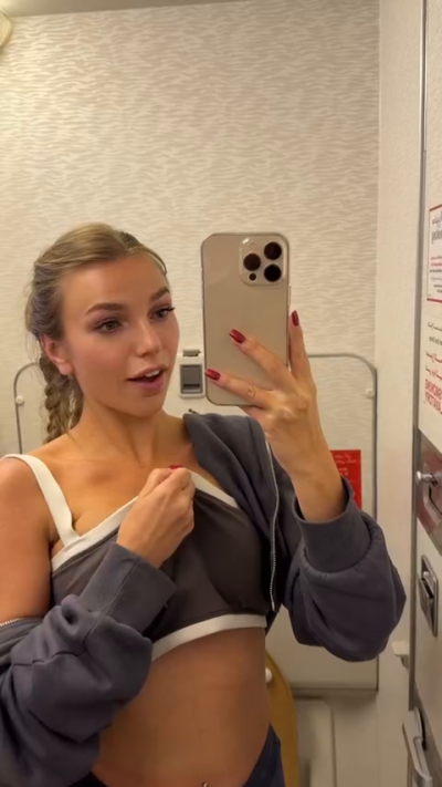 sandra_hot