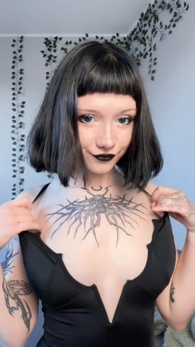 yona_angel